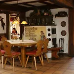 Jagdhof Klein Heilig Kreuz Hotel