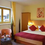Jagdhof Klein Heilig Kreuz Hotel