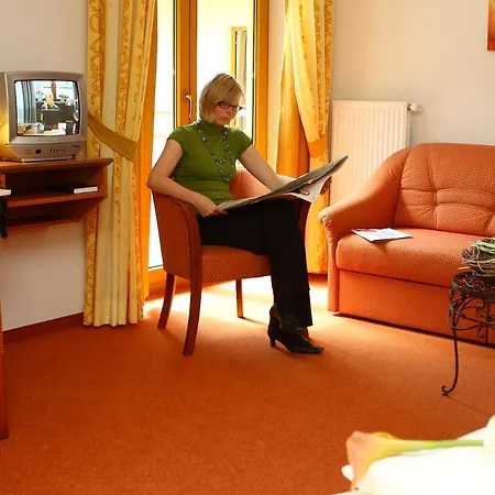 Jagdhof Klein Heilig Kreuz 3* Großenlüder