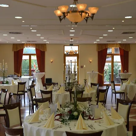 Jagdhof Klein Heilig Kreuz Hotel