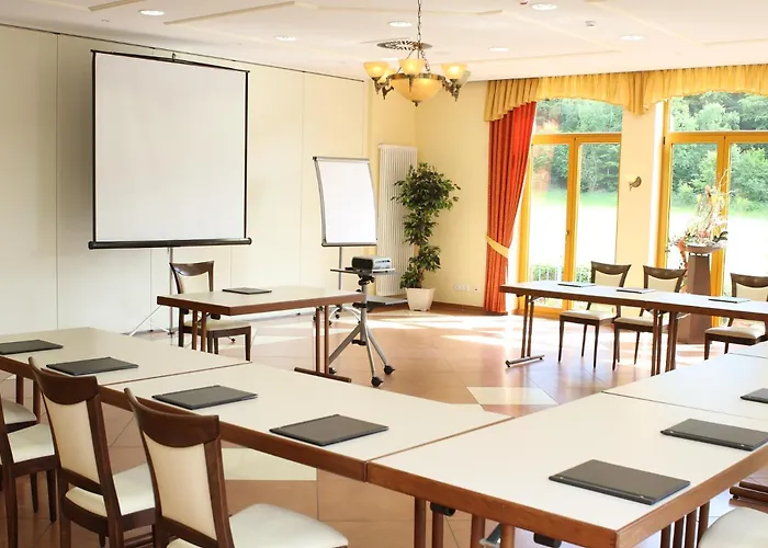 Jagdhof Klein Heilig Kreuz Hotel Grossenlueder